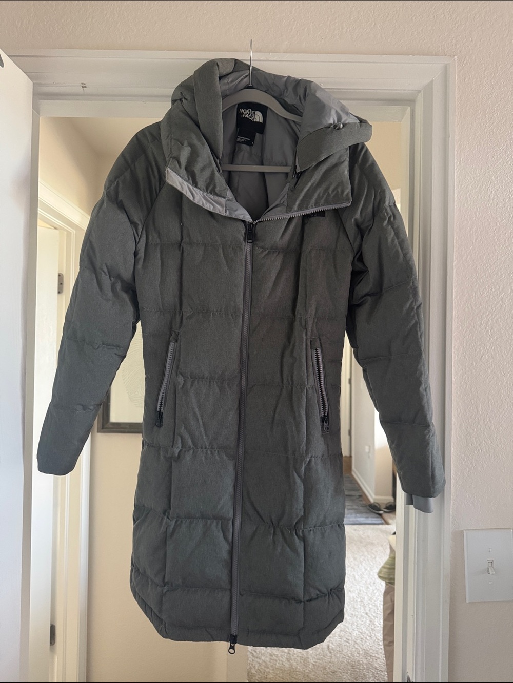 The North Face Acropolis Down Parka Gray Women’s Small F19